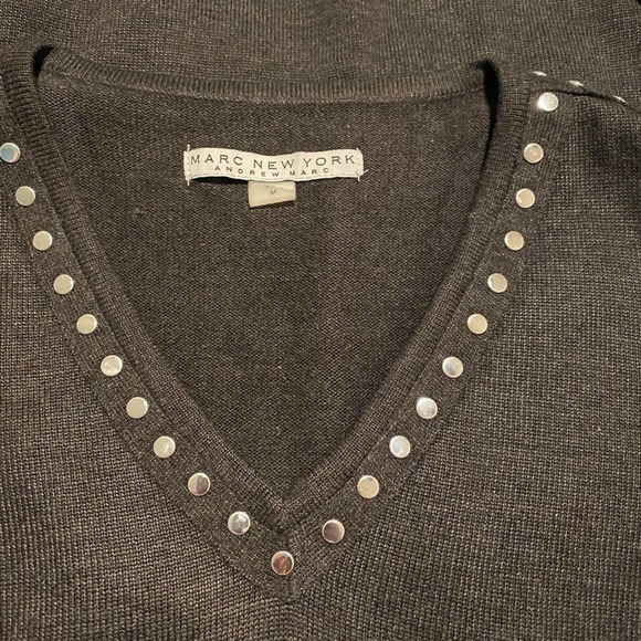 MARC New York Gray Studded V-Neck Sweater Dress Size Medium - Picture 3 of 5